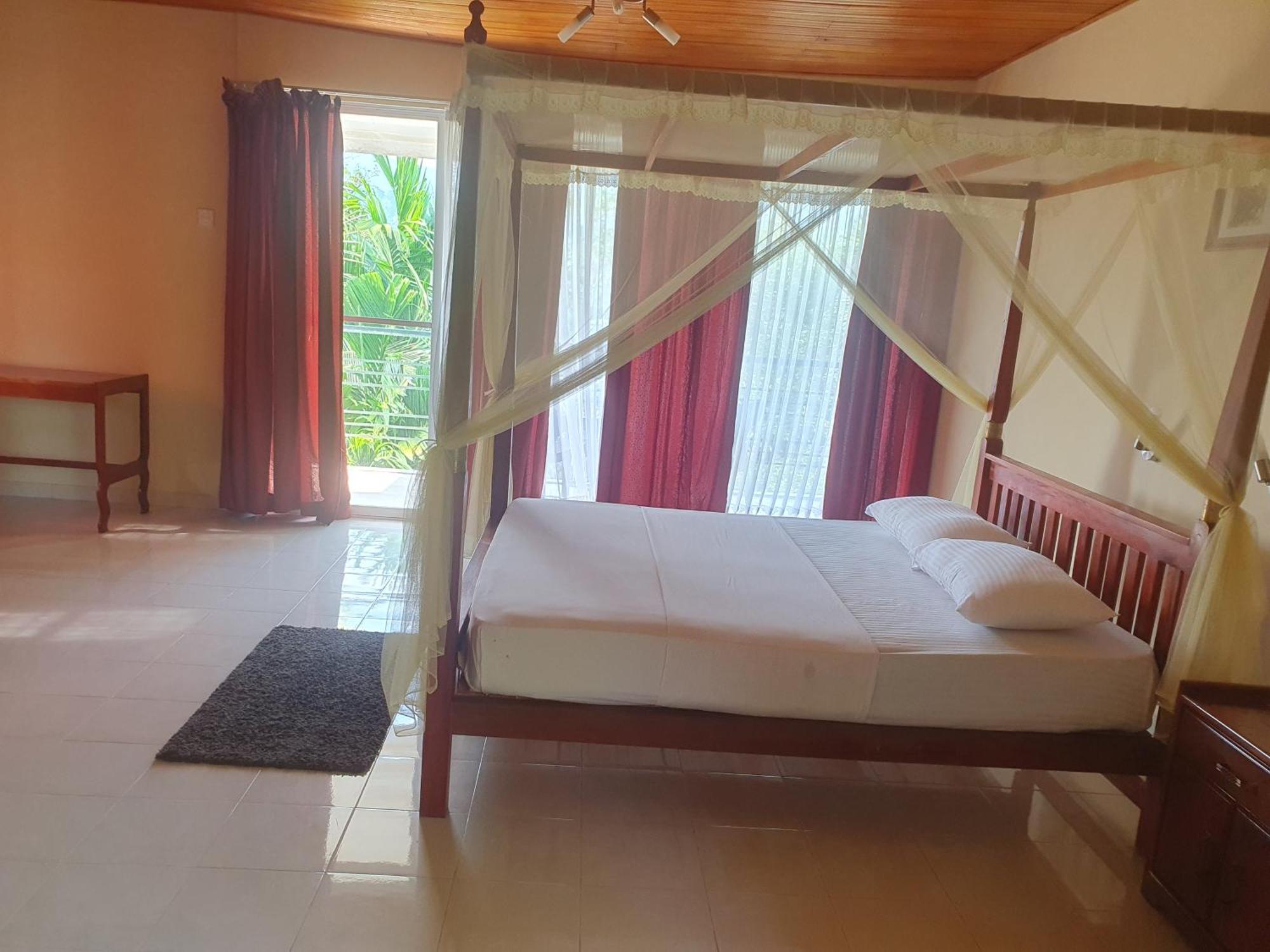 Rainforest Lodge, Deniyaya Singheraja Quarto foto